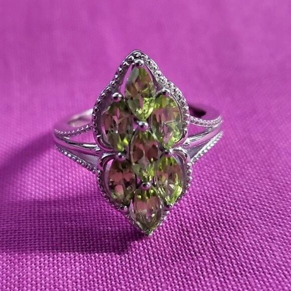 Karis Peridot Ring in Platinum Bond - Picture 3 of 5
